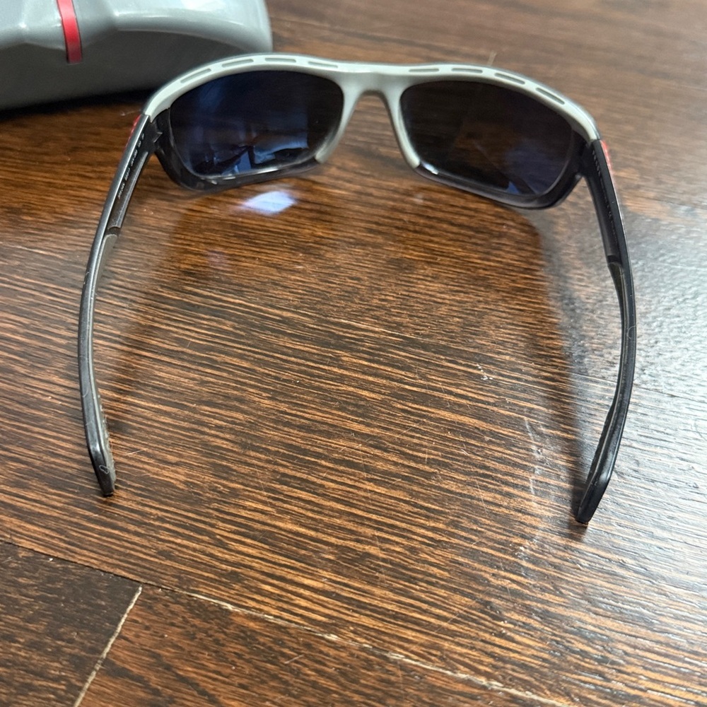 PRADA Sport wraparound sunglasses - Picture 5 of 11